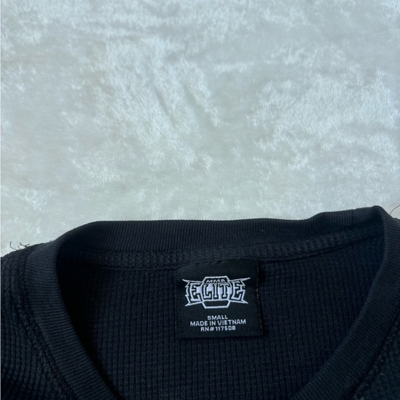MMA elite size small - Picture 3 of 4